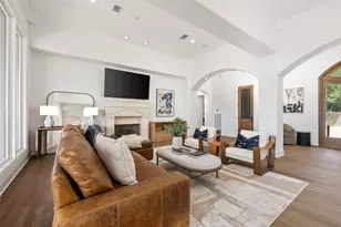 2547 Waymaker Way, Austin, TX 78746 - Photo 5