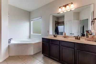 1524 Treeta Trail, Kyle, TX 78640 - Photo 15