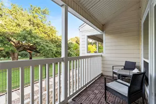 1818 S Lakeshore Blvd, Austin, TX 78741 - Photo 11