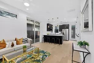 1708 Canterbury St, Austin, TX 78702 - Photo 3