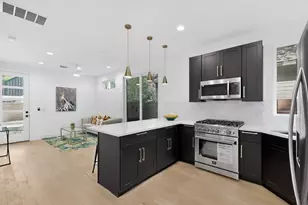 1708 Canterbury St, Austin, TX 78702 - Photo 9