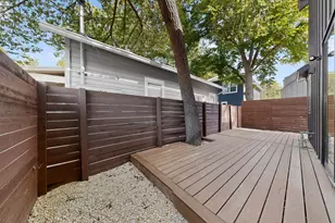 1708 Canterbury St, Austin, TX 78702 - Photo 33