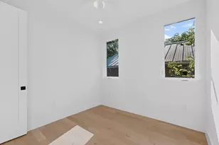 1708 Canterbury St, Austin, TX 78702 - Photo 25