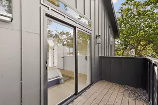 1708 Canterbury St, Austin, TX 78702 - Photo 31