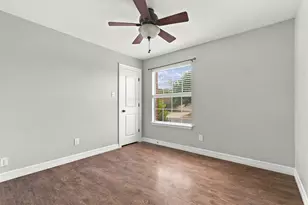 208 Rock Hound Ln, Liberty Hill, TX 78642 - Photo 23