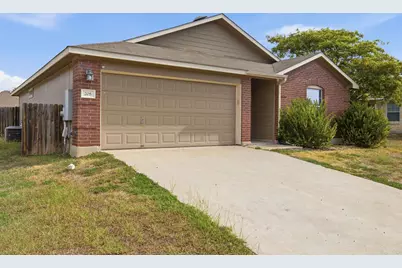 208 Rock Hound Lane, Liberty Hill, TX 78642 - Photo 35