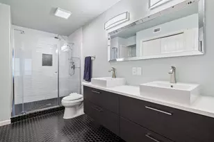 2450 Wickersham Ln, Austin, TX 78741 - Photo 15