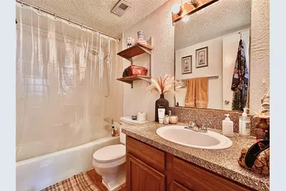 301 W 29th Street #D102, Austin, TX 78705 - Photo 5