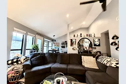 619 Franklin Drive, San Marcos, TX 78666 - Photo 5