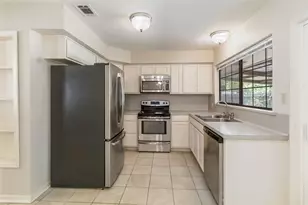 757 N Main St, La Grange, TX 78945 - Photo 3