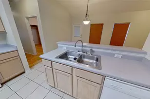 1705 Constantino Cir, Austin, TX 78745 - Photo 3