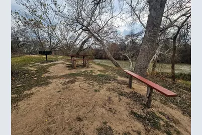 420 Riverside Drive, Bastrop, TX 78602 - Photo 5