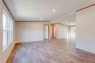 107 Los Cueva Rd, Elgin, TX 78621 - Photo 29