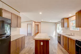 107 Los Cueva Rd, Elgin, TX 78621 - Photo 13