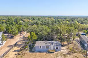 107 Los Cueva Rd, Elgin, TX 78621 - Photo 7