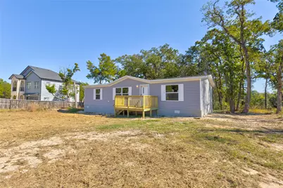 107 Los Cueva Road, Elgin, TX 78621 - Photo 9