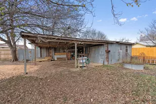 209 E Rector St, Manor, TX 78653 - Photo 27