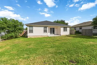 242 Challenger, Kyle, TX 78640 - Photo 15