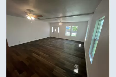 115 Hickman Street, Liberty Hill, TX 78642 - Photo 3