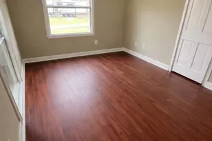 305 W Davilla St, Granger, TX 76530 - Photo 15