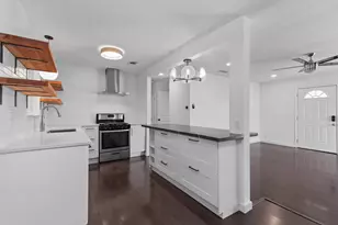 3001 Catalina Dr, Austin, TX 78741 - Photo 5