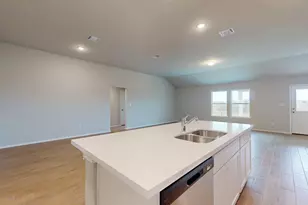 19913 Schatz Wy, Manor, TX 78653 - Photo 7