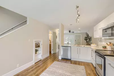 1101 Grove Boulevard #306, Austin, TX 78741 - Photo 7