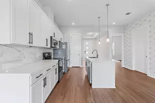 4507 E Martin Luther King Jr Blvd, Austin, TX 78721 - Photo 9