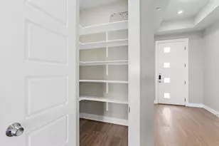 4507 E Martin Luther King Jr Blvd, Austin, TX 78721 - Photo 5