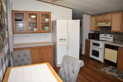 129 Suzanne Drive, Bastrop, TX 78602 - Photo 9