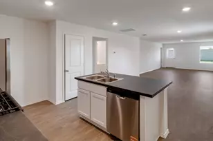 149 Bull Lake Cir, Buda, TX 78610 - Photo 3