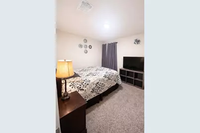 148 Pivot Drive, Taylor, TX 76574 - Photo 7