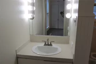 800 San Antonio St, Austin, TX 78701 - Photo 11