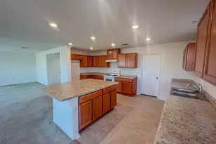 625 Bailey Park Dr, Jarrell, TX 76537 - Photo 15