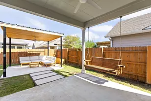 8408 Orizzonte St, Austin, TX 78744 - Photo 25