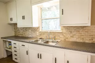 5114 Ravensdale Ln, Austin, TX 78723 - Photo 9