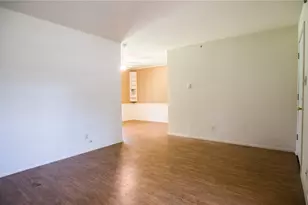 5114 Ravensdale Ln, Austin, TX 78723 - Photo 5