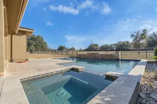 216 Cimarron Hills Trail E, Georgetown, TX 78628 - Photo 33