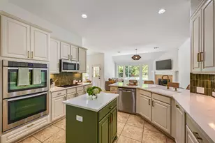 439 Drury Ln, Austin, TX 78737 - Photo 11