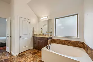 439 Drury Ln, Austin, TX 78737 - Photo 15