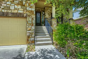 439 Drury Ln, Austin, TX 78737 - Photo 5