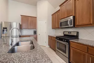 7909 Arbor Knoll Ct, Lago Vista, TX 78645 - Photo 9