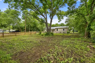 102 Patricks Alley, Liberty Hill, TX 78642 - Photo 5