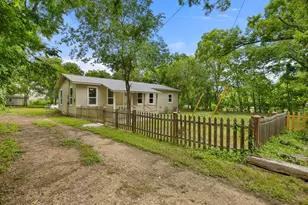 102 Patrick's Alley, Liberty Hill, TX 78642 - Photo 3