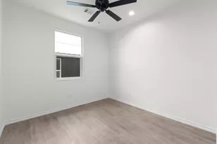 872 Waco St, Kingsland, TX 78639 - Photo 29