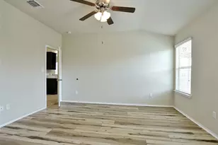 141 Igneous Ln, Jarrell, TX 76537 - Photo 27