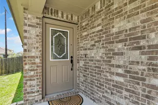 141 Igneous Ln, Jarrell, TX 76537 - Photo 5