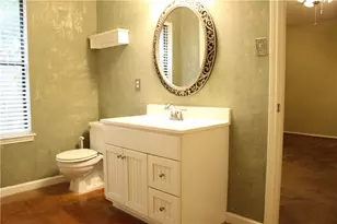 7422 Dallas Dr, Austin, TX 78729 - Photo 13