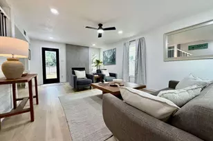 13150 Mill Stone Dr, Austin, TX 78729 - Photo 11