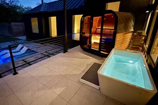 3205 Dolphin Dr, Austin, TX 78704 - Photo 3